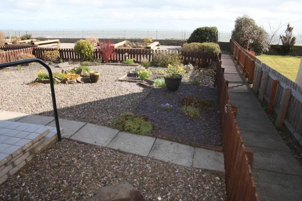 Bell Rock View Arbroath Angus Exterior foto